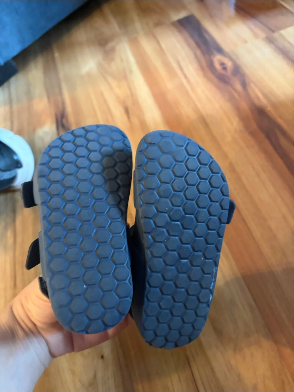 Cat & Jack Blue Velcro Sandals (Size 6 toddler)